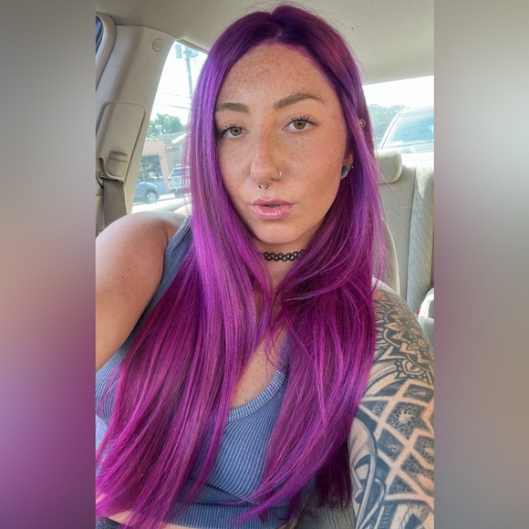 Meet your Posher, Kaitlyn - Picture 2 of 8